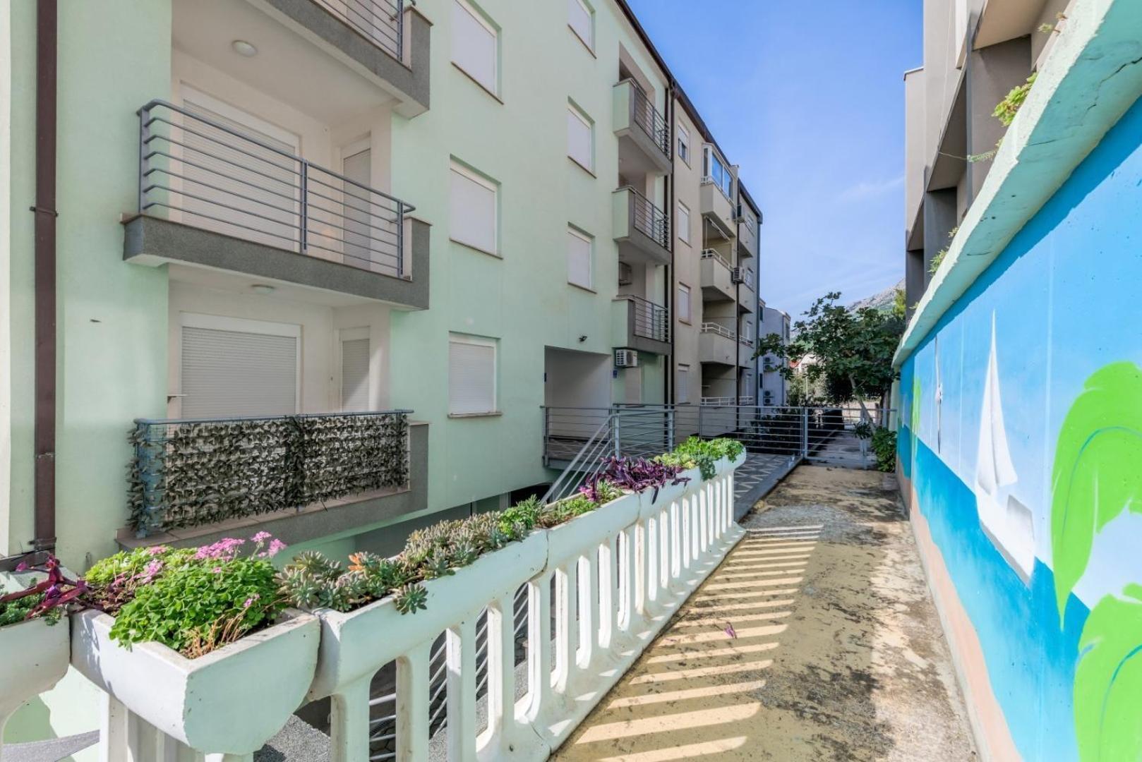 apartmani RUŽA&NIKOLINA*** Baška Voda Exterior foto