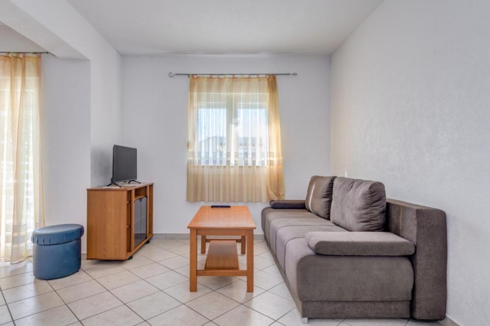 apartmani RUŽA&NIKOLINA*** Baška Voda Exterior foto
