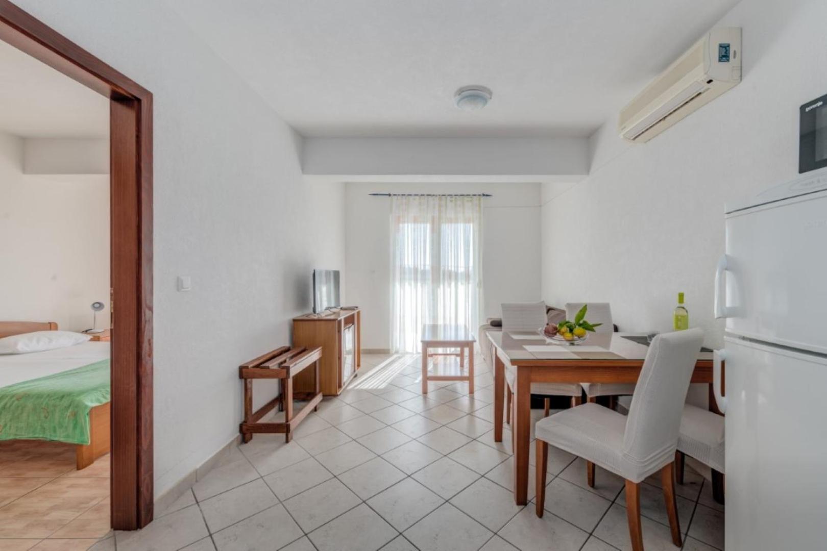 apartmani RUŽA&NIKOLINA*** Baška Voda Exterior foto